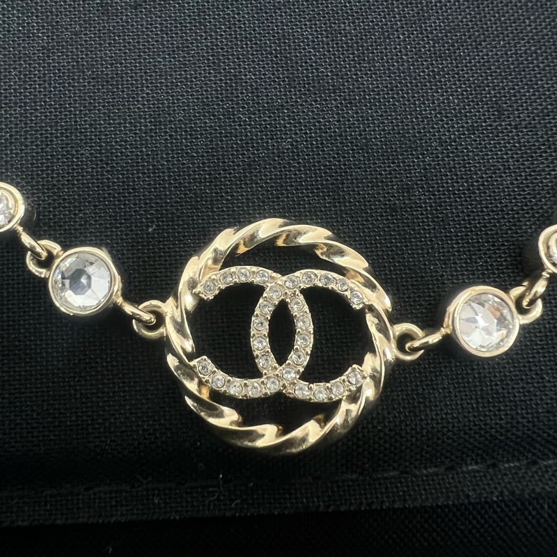 Chanel 23b 圓形雙c水鑽短項鍊-1