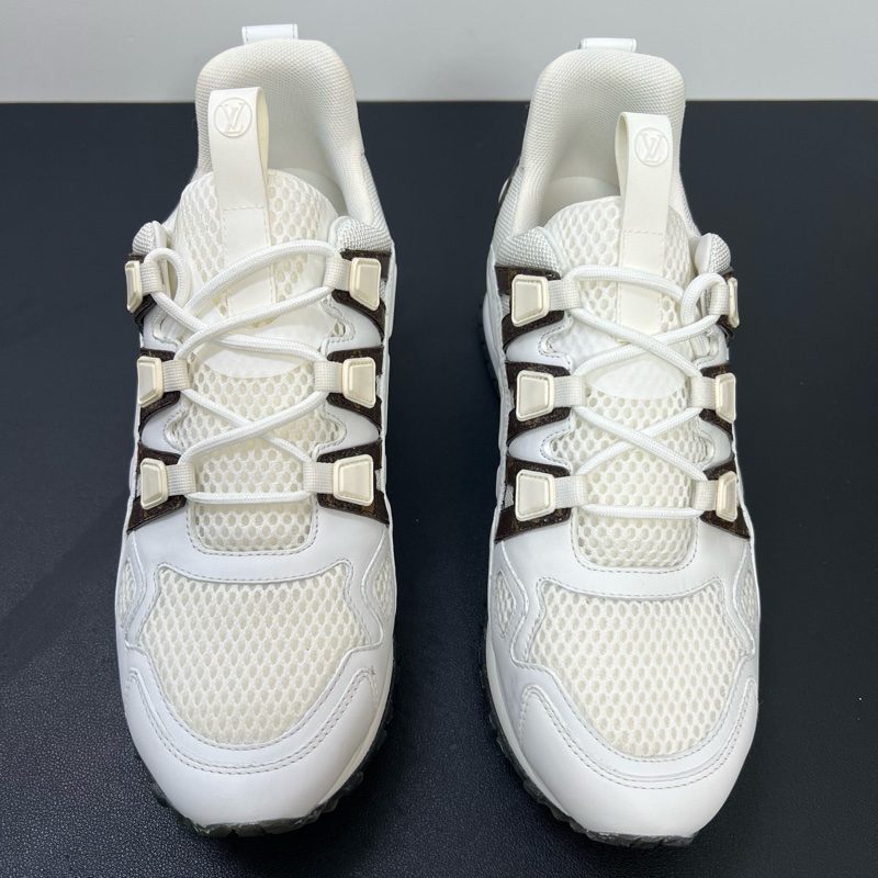 LouisVuitton路易威登LV Runaway 白色老花運動鞋39 碼 99 新-3