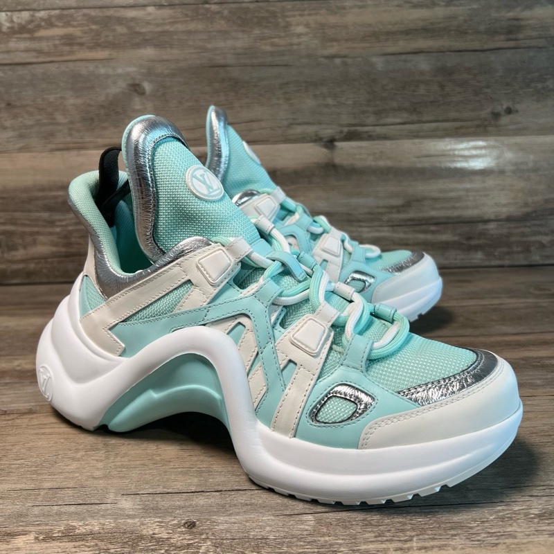 LV Louis VUITTON Archlight 拱橋 老爹鞋 薄荷綠 蒂芙尼綠 39碼，99新-1