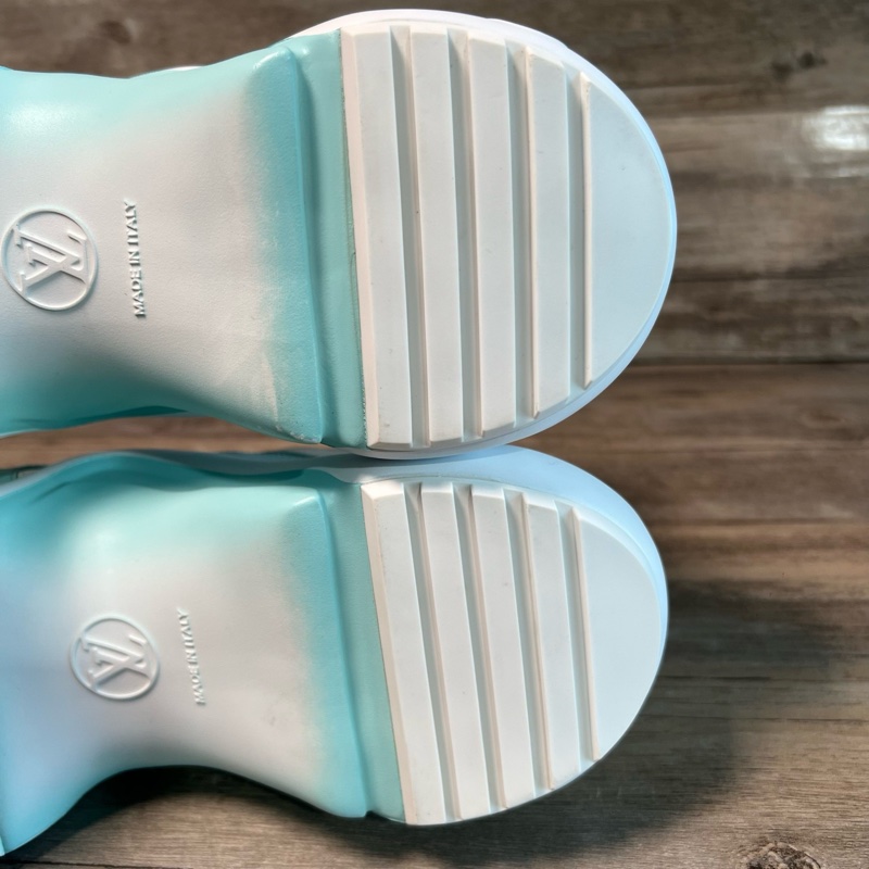 LV Louis VUITTON Archlight 拱橋 老爹鞋 薄荷綠 蒂芙尼綠 39碼，99新-8