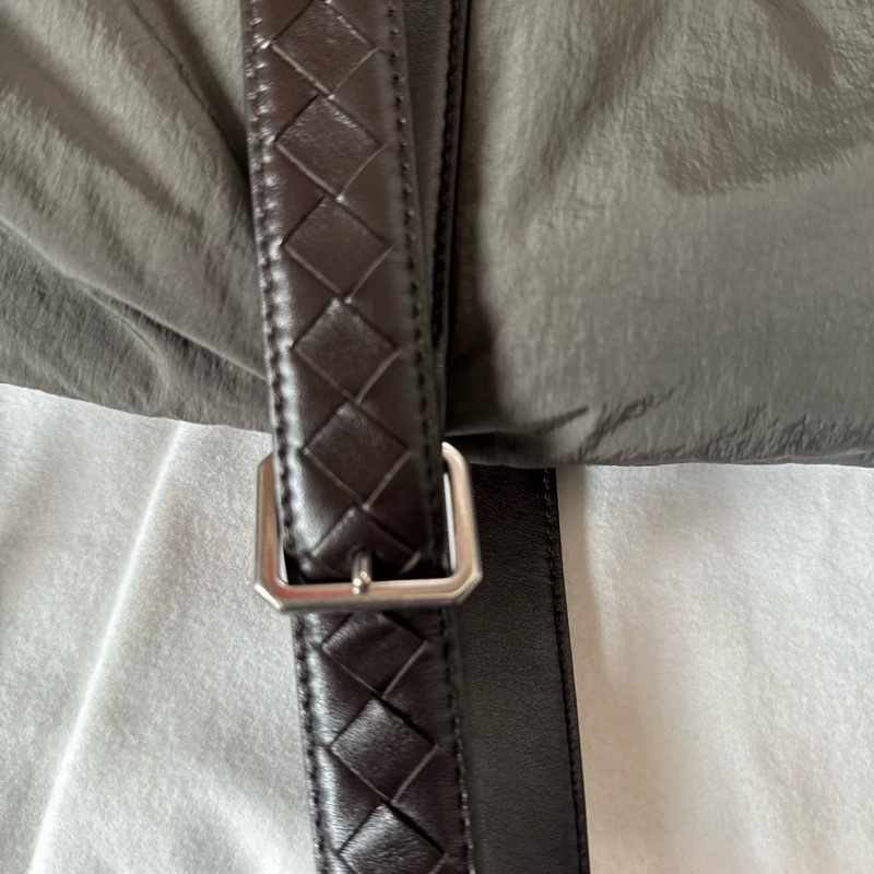BOTTEGA VENETA Crossroad Buckle Tote-16