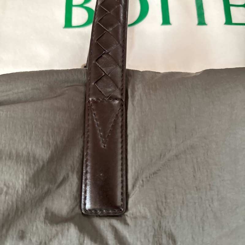 BOTTEGA VENETA Crossroad Buckle Tote-31