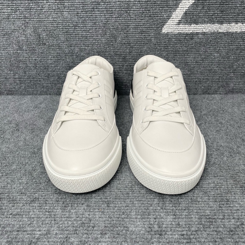 hermes 愛馬仕 白色皮面黑尾板鞋 42.5碼 99 新閒置未使用-1