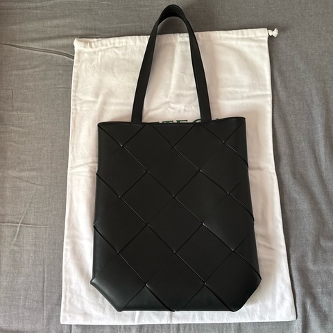 Bottega Veneta Billboard Intrecciato Leather North South tote bag