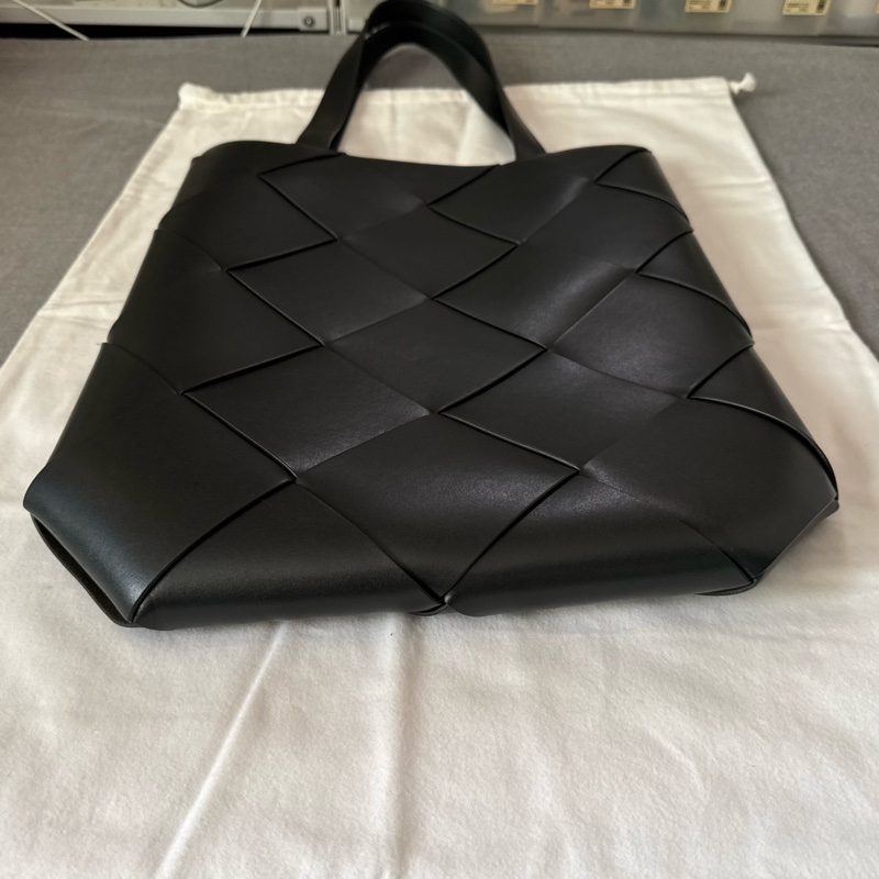 Bottega Veneta Billboard Intrecciato Leather North South tote bag-8