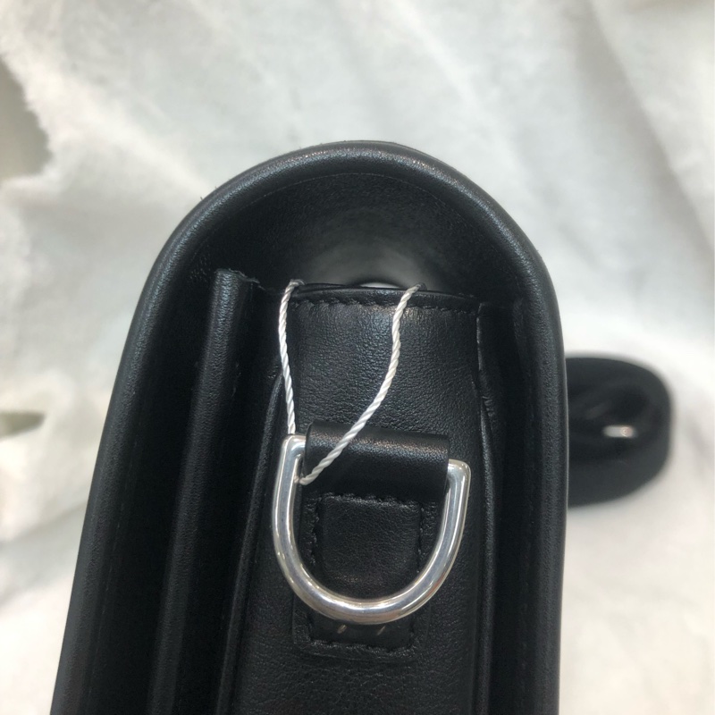 CELINE 黑色小牛皮凱旋門 XC147-13