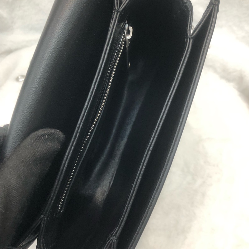 CELINE 黑色小牛皮凱旋門 XC147-22