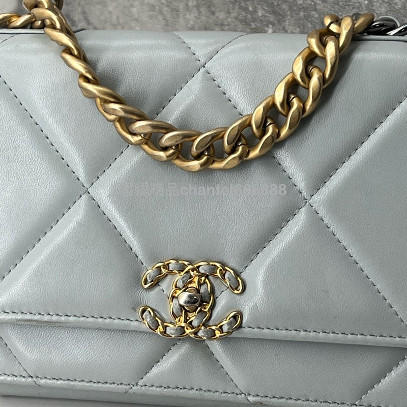 💗香緹國際精品💗 725 Chanel 19 woc 水藍色 晶片款-1