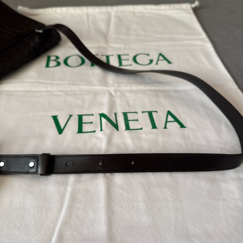 Bottega Veneta Piccolo Portfolio-26