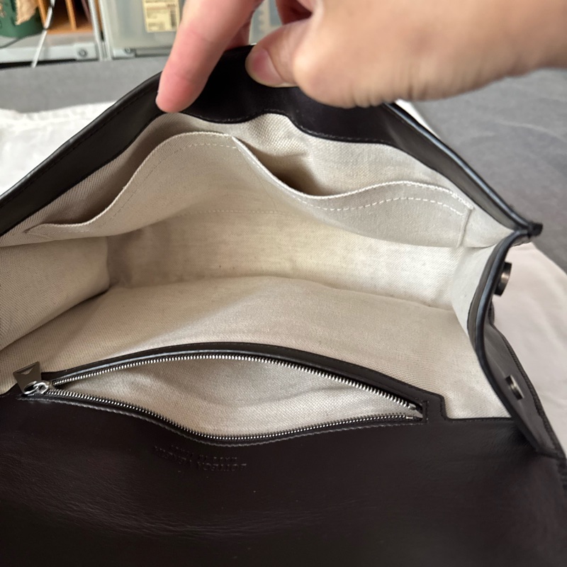 Bottega Veneta Piccolo Portfolio-28