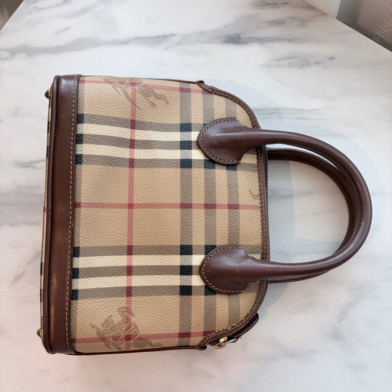 Burberry 中古小貝殼包-2