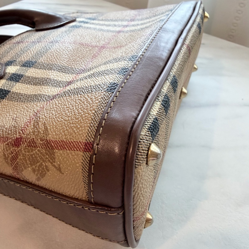 Burberry 中古小貝殼包-12