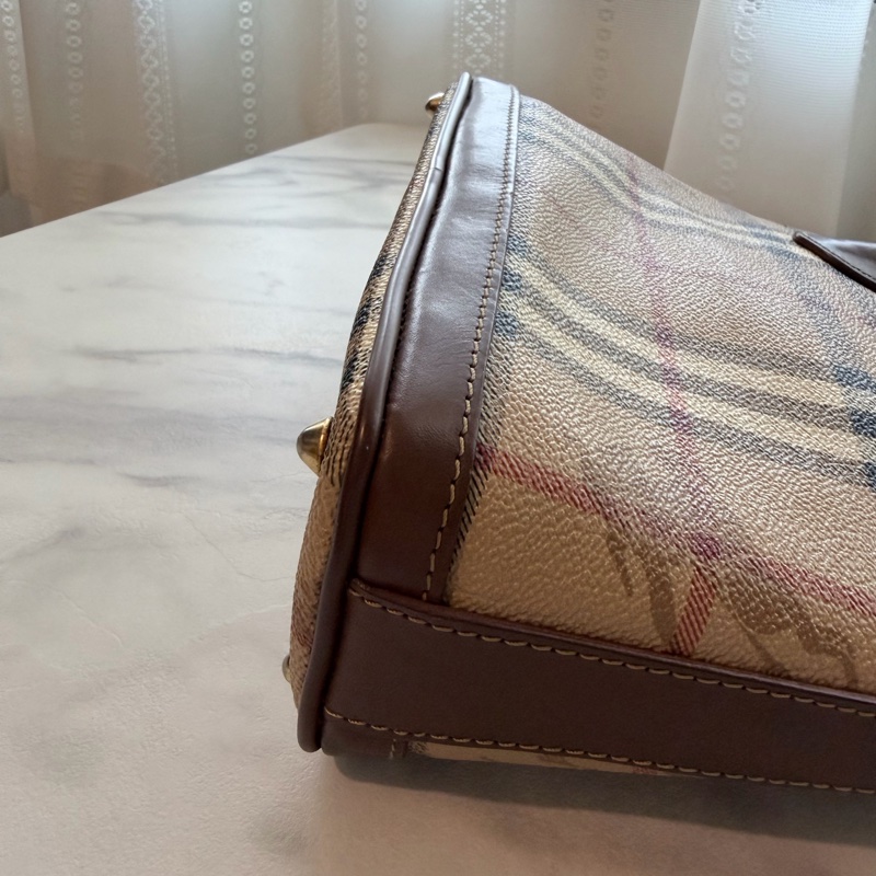 Burberry 中古小貝殼包-13