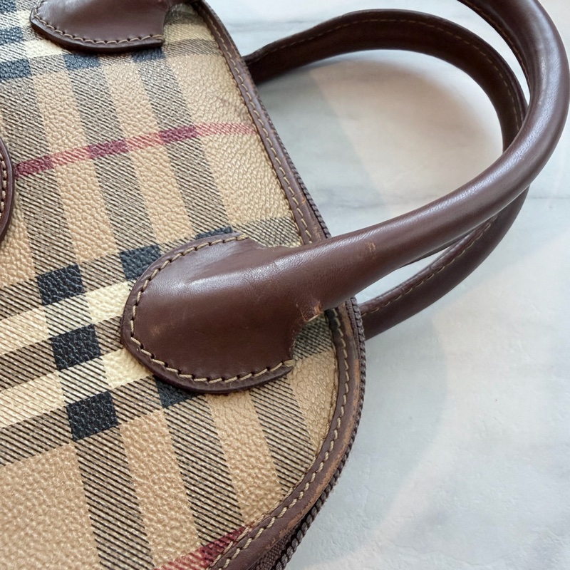 Burberry 中古小貝殼包-14