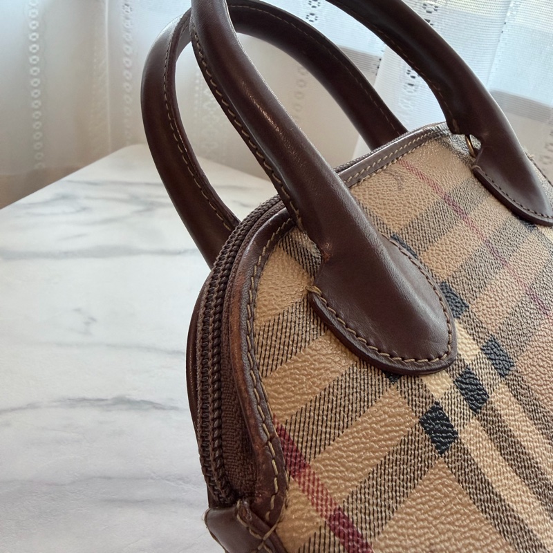 Burberry 中古小貝殼包-18