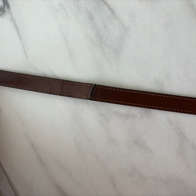 Burberry 中古小貝殼包-23