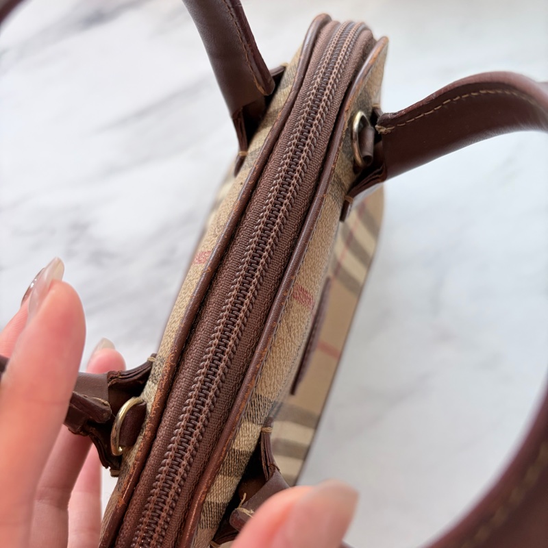 Burberry 中古小貝殼包-25