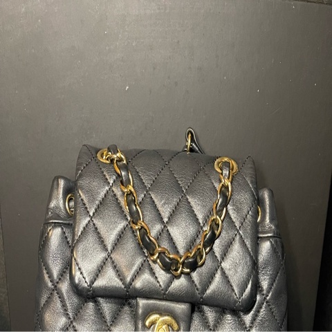 【保值經典】Chanel 26開 黑金羊皮 Duma 雙肩包 (附保卡、原廠盒)