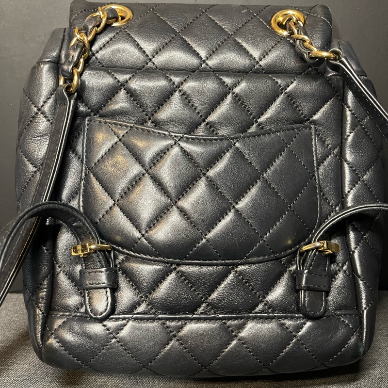 【保值經典】Chanel 26開 黑金羊皮 Duma 雙肩包 (附保卡、原廠盒)-4
