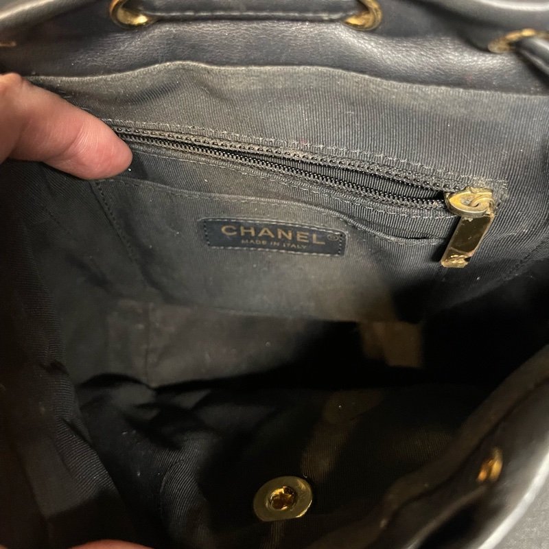 【保值經典】Chanel 菱格翻蓋金鍊後背包（CC旋轉扣）黑金 (附保卡、原廠盒)-2