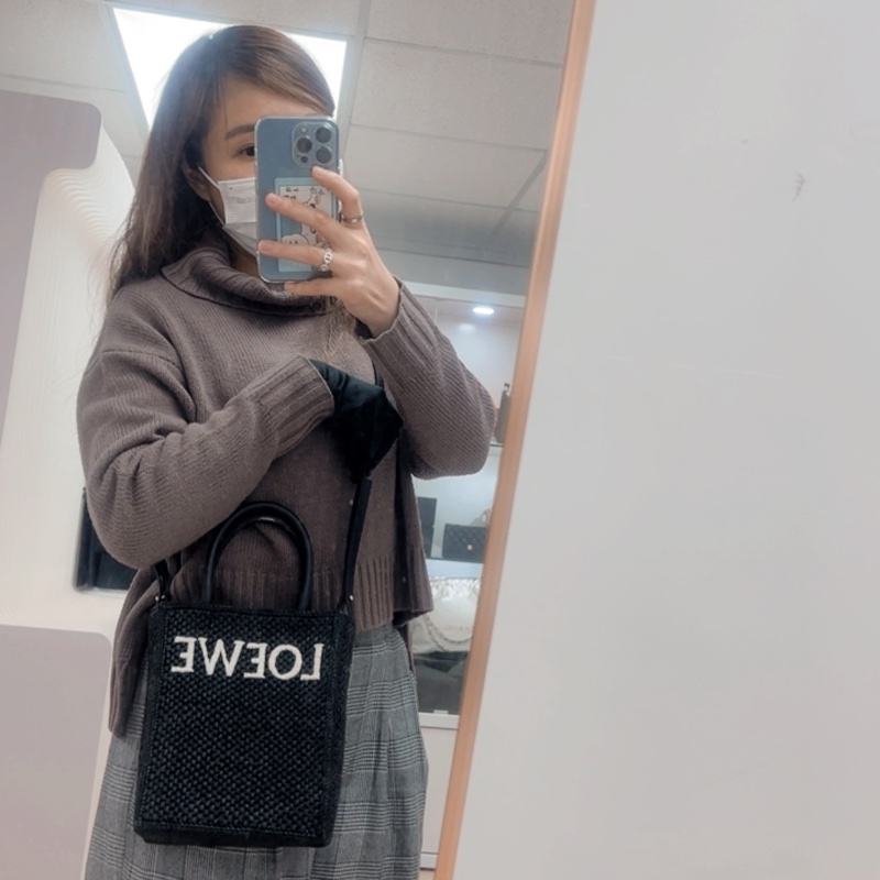 Loewe logo 黑色編織托特包/風琴包-14