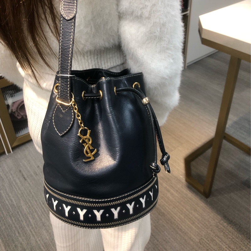 YSL 藍色水桶金扣 XB922-11