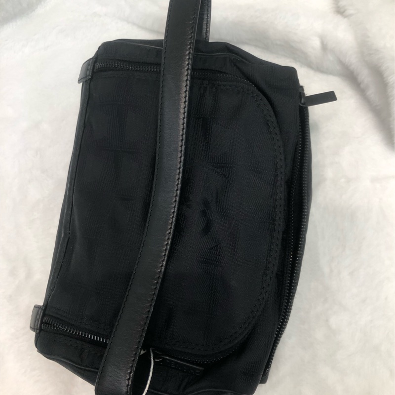 Chanel 手提冰格飯盒包 X891-6