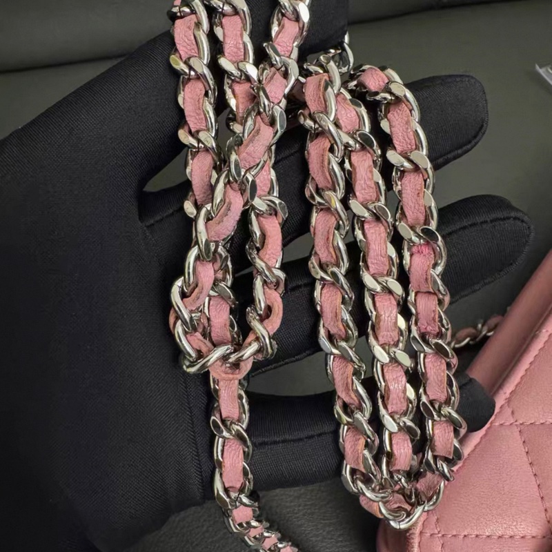 CHANEL CLASSIC FLAG WOC-4