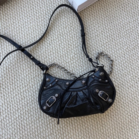 Balenciaga Le Cagole 巴黎世家 月牙包 迷你號