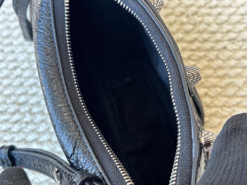 Balenciaga Le Cagole 巴黎世家 月牙包 迷你號-6