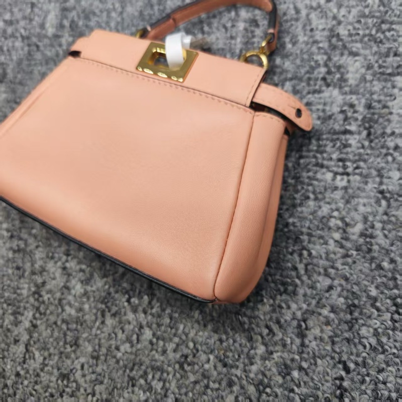 Fendi Peekaboo mini迷你粉色金扣-6