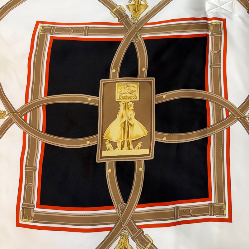 BURBERRY英國典藏圍巾印花絲緞寬鬆披肩/緋紅-14