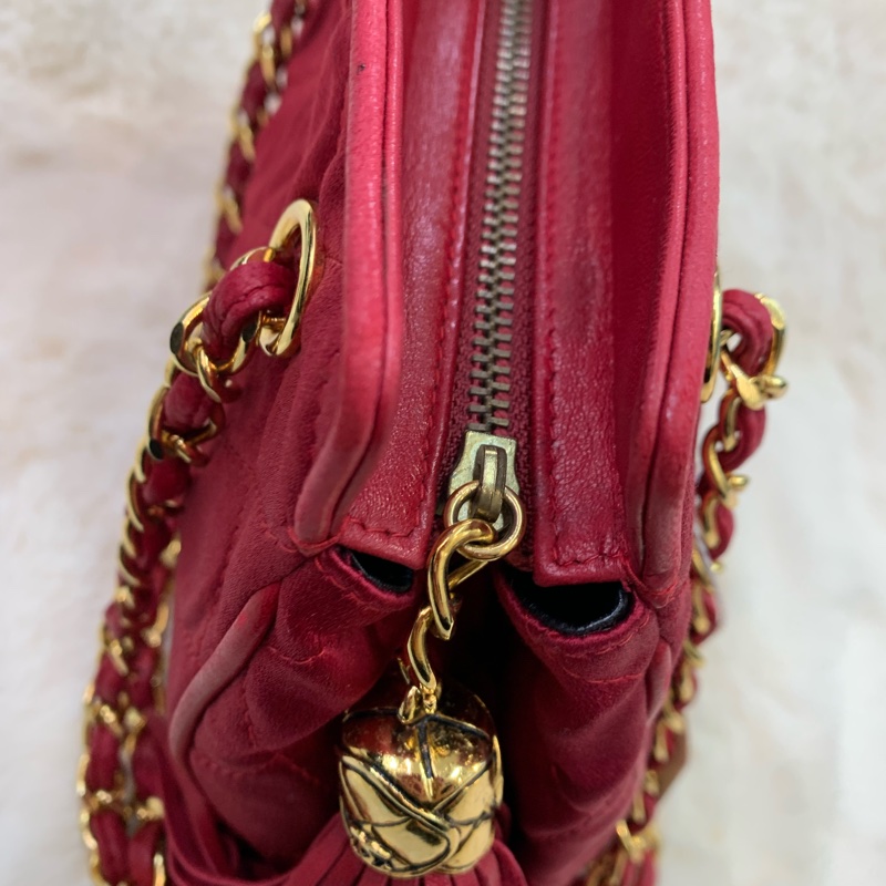 CHANEL  綢面紅色單肩包  XB217-2