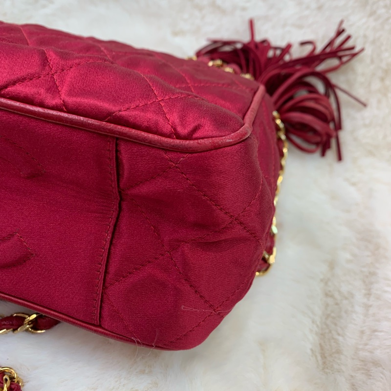 CHANEL  綢面紅色單肩包  XB217-5