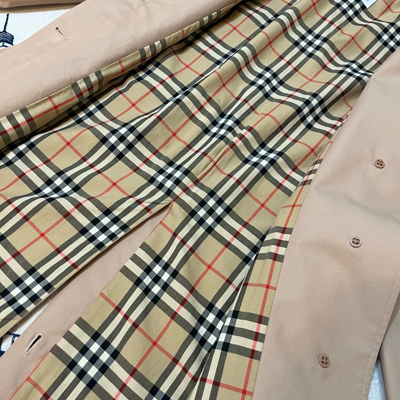 BURBERRY英國粉杏色側開衩長風衣UK4-11