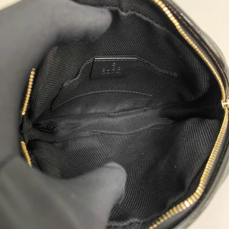 Gucci古馳Soho系列黑色亮面全皮流蘇相機包-6