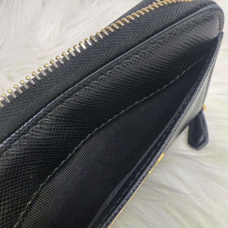 Prada Wallet-7