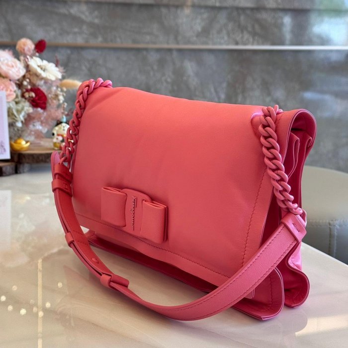 *SHIHNA名牌精品* Salvatore Ferragamo VIVA蝴蝶結小牛皮 粉色肩背包-3