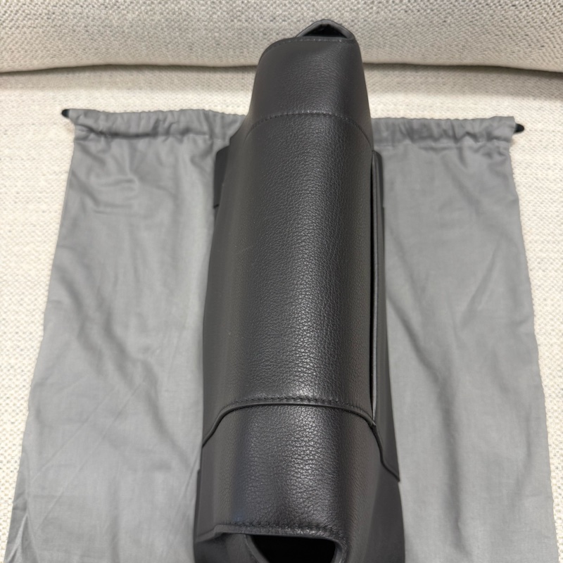 Balenciaga 巴黎世家downtown沙漏包 单肩斜挎包 男女都可背-6