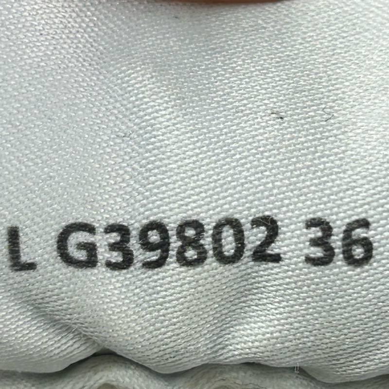 Chanel香奈兒熊貓運動鞋 尺碼:36-11