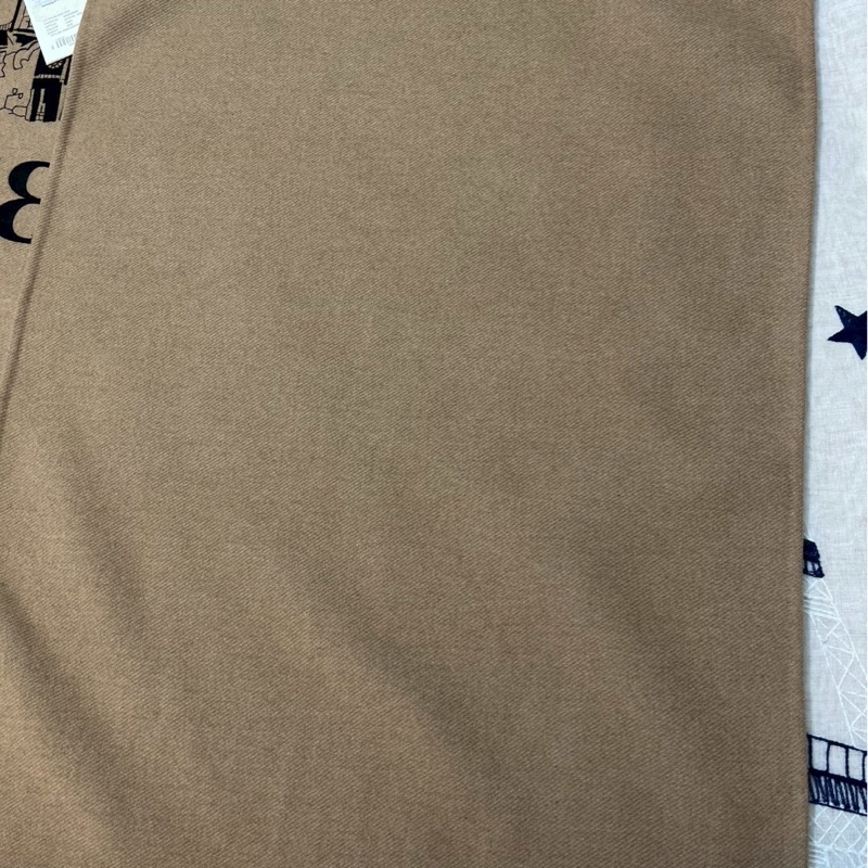 BURBERRY英國蜜色刺繡字母羊絨披肩-5