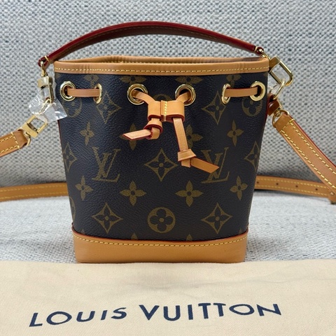 LOUIS VUITTON NOE 可拆卸可調節肩帶抽繩 牛皮 水桶包手提單肩斜挎包 迷你 女款 棕色老花