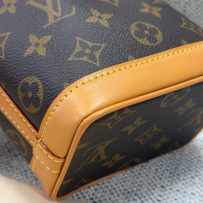 LOUIS VUITTON NOE 可拆卸可調節肩帶抽繩 牛皮 水桶包手提單肩斜挎包 迷你 女款 棕色老花-6