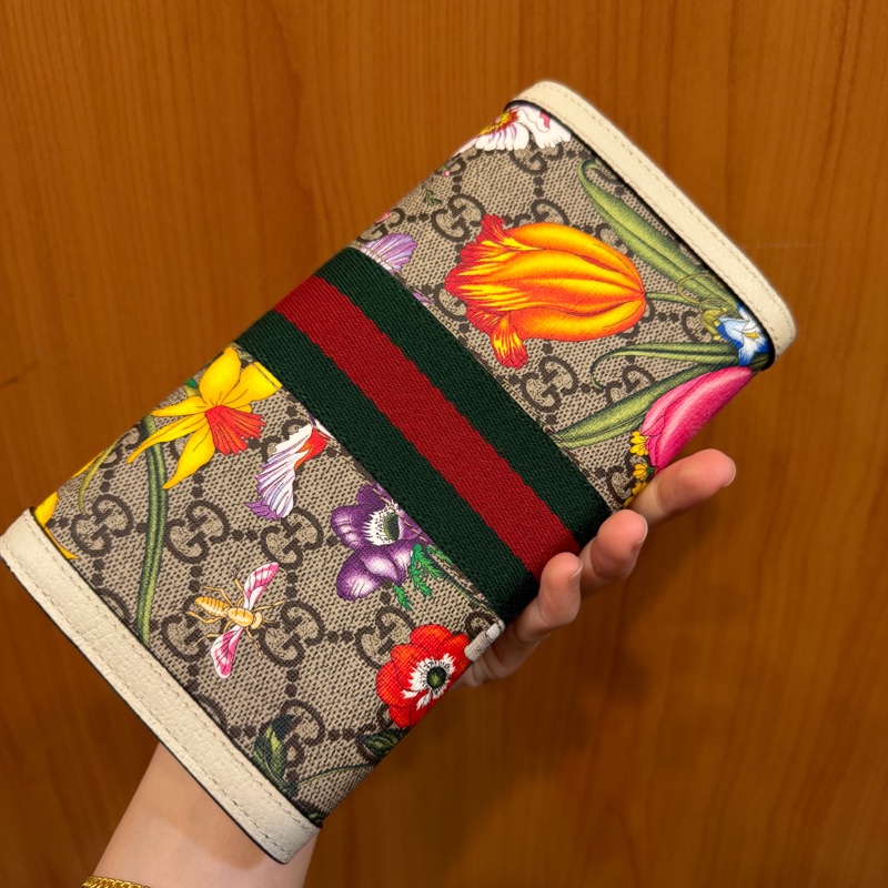 Gucci PVC花卉圖案白牛皮下蓋長夾-8