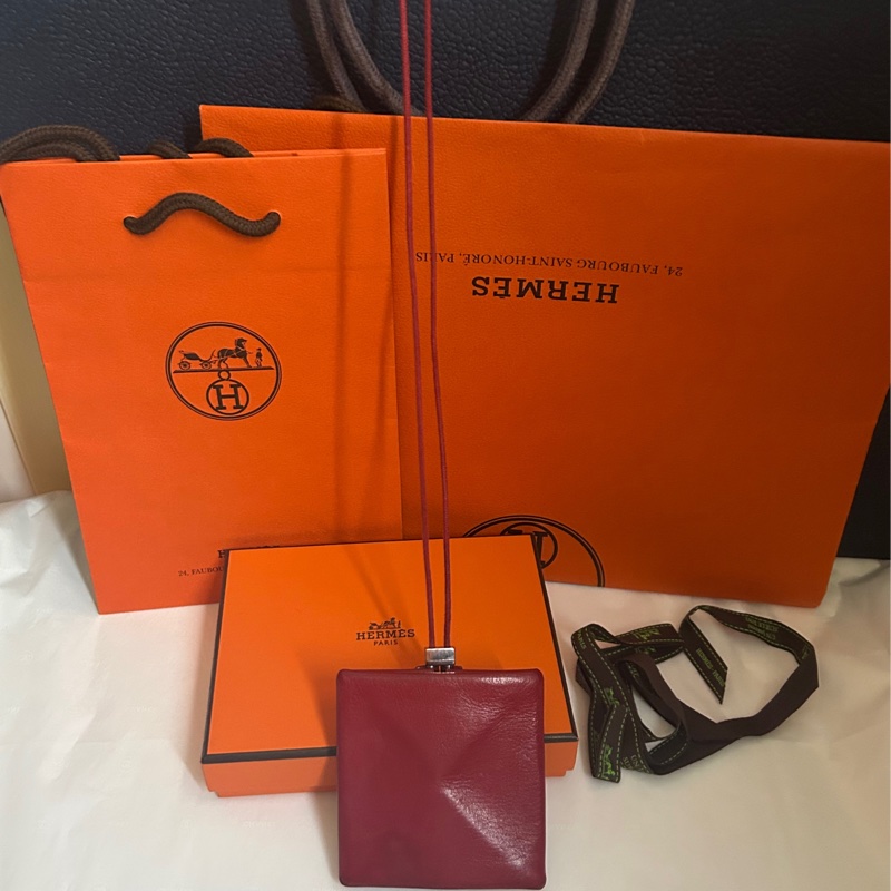 Hermes(貝萊爾 波爾多紅皮革零錢包）掛式項鍊 👩🏻‍🦰中古稀有款*刻印□E*；分享價！-6