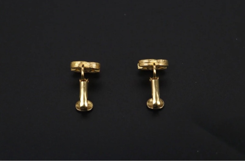 「JL精品代購」98新Chanel 香奈兒雙c鑲鑽耳夾-3