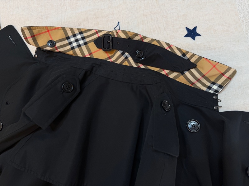 BURBERRY英國滑鐵盧黑色風衣UK8-10