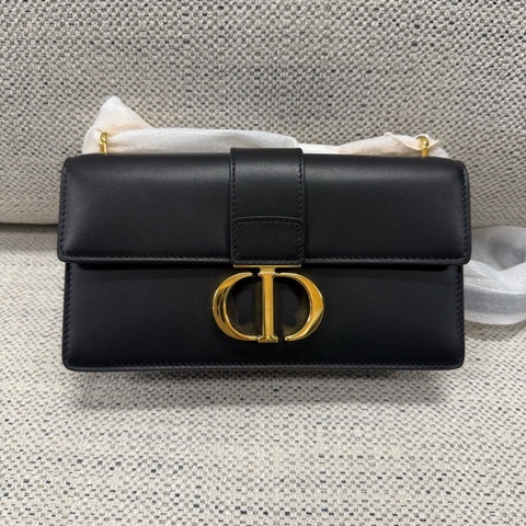 DIOR迪奧 30 Montaigne 可調節可拆卸鏈條翻蓋開合 牛皮革 斜挎包 小號 女款 黑色