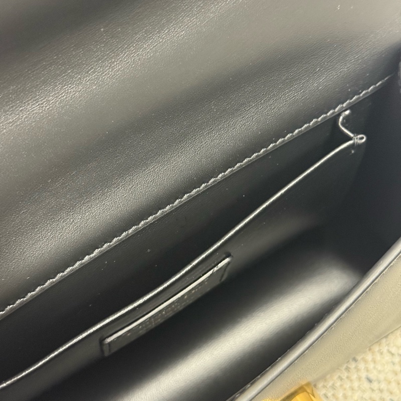 DIOR迪奧 30 Montaigne 可調節可拆卸鏈條翻蓋開合 牛皮革 斜挎包 小號 女款 黑色-8