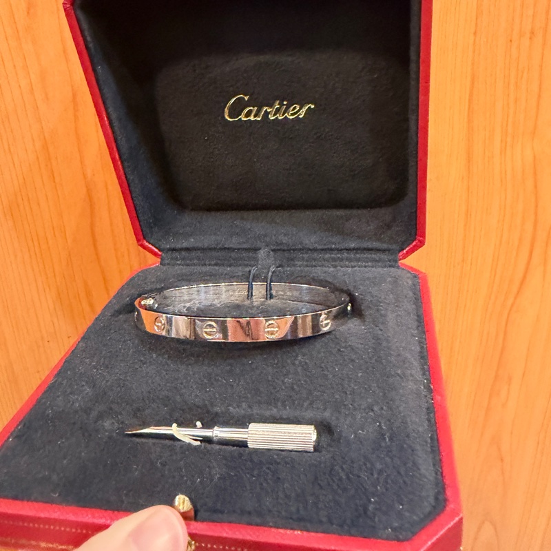 Cartier 750白K金Love手鐲B6035419-0